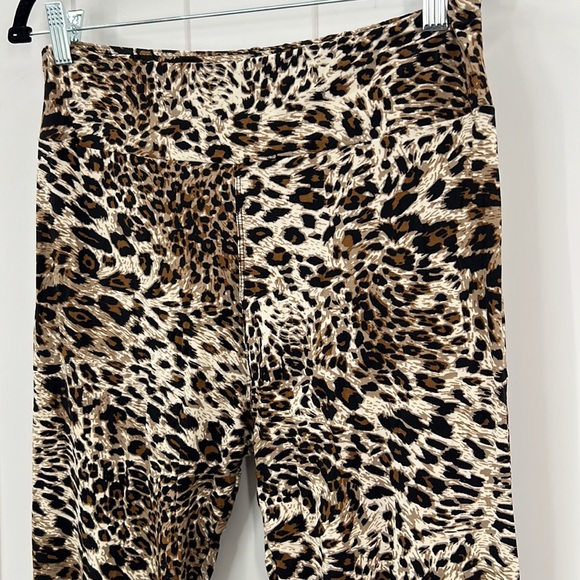 🆕Brand New Woman’s Plus Size Leggings Super Soft W/Stretch Size 12-22 - Picture 7 of 10